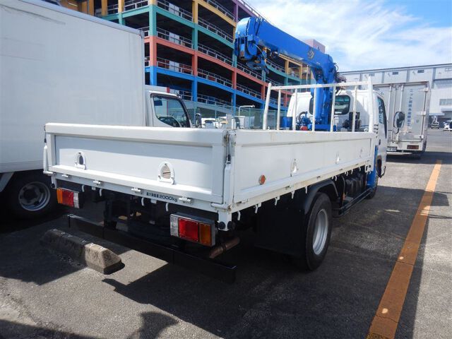 2006 Isuzu Elf crane auction photo 5