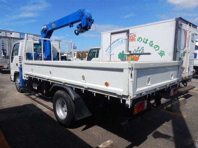 2006 Isuzu Elf crane auction photo 2