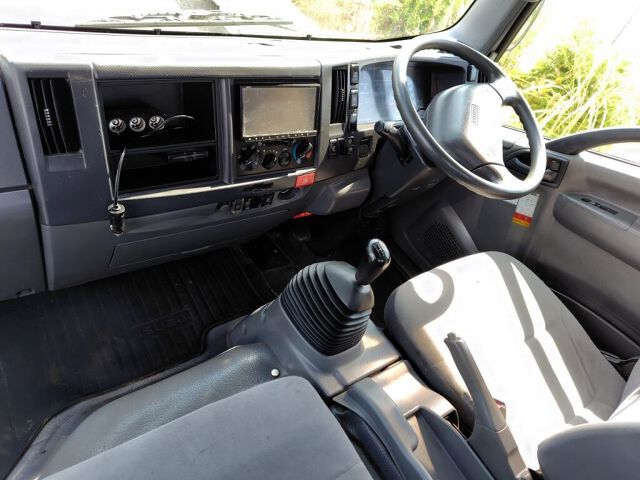 2012 Isuzu Elf クレーン auction photo 3
