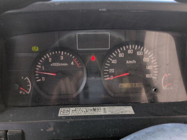 2012 Isuzu Elf dump auction photo 3