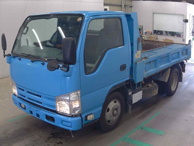 2012 Isuzu Elf dump auction photo 4