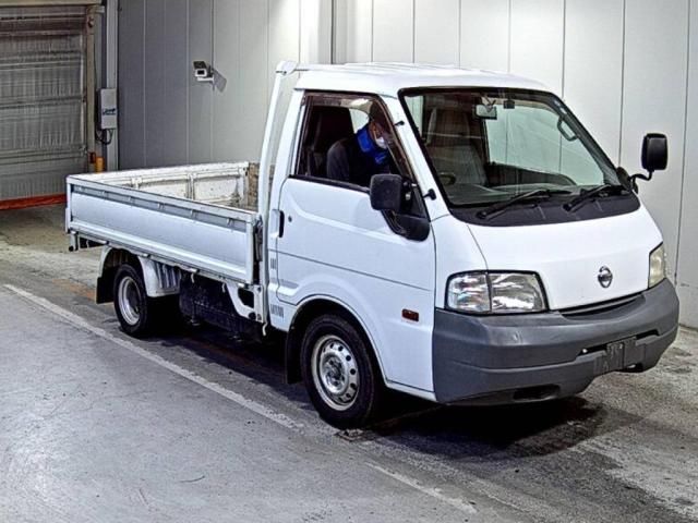 2011 Nissan バネットトラック DX Japan auction vehicle