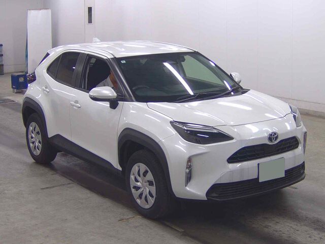 2025 Toyota Yaris Cross ハイブリッドX Japan auction vehicle