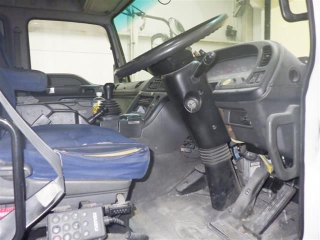 2011 Isuzu 冷蔵・冷凍車 auction photo 5