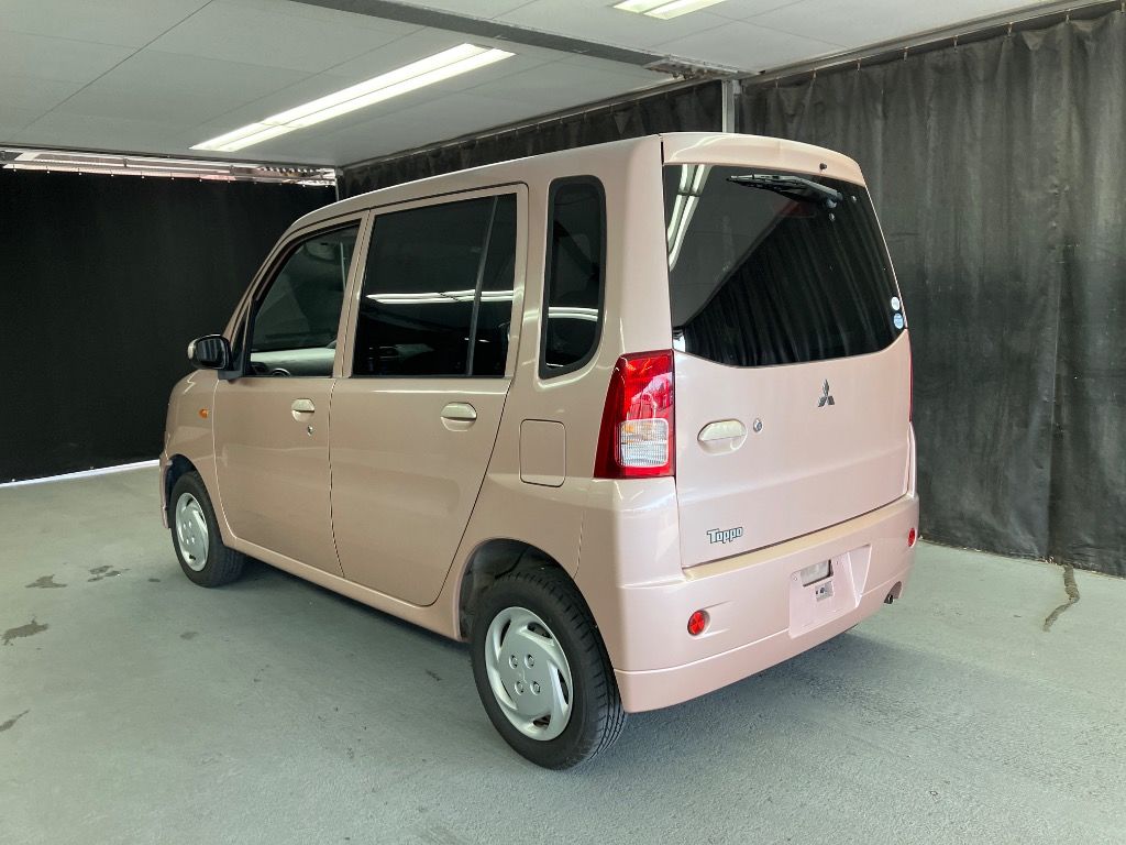 2011 Mitsubishi ミニカトッポ auction photo 2
