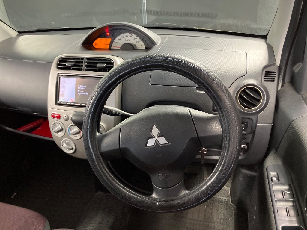 2011 Mitsubishi ミニカトッポ auction photo 3