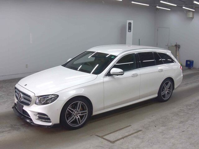 2017 Mercedes-Benz E-Class Station Wagon E200 Avant G Sport auction photo 4