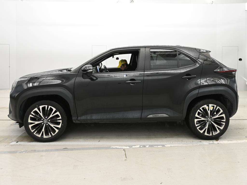 2023 Toyota Yaris Cross Z auction photo 4