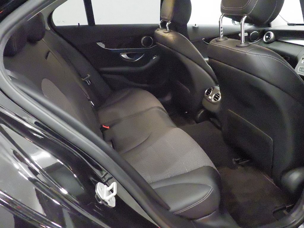 2016 Mercedes-Benz Cクラス SED C200 Avantgarde auction photo 7