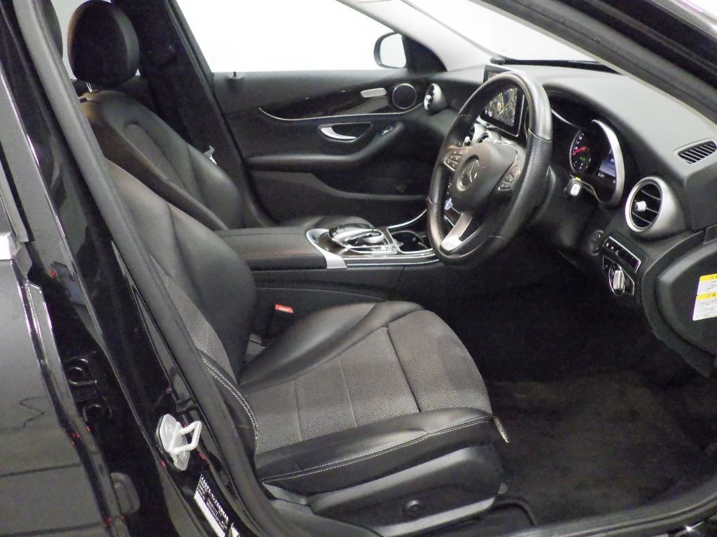 2016 Mercedes-Benz Cクラス SED C200 Avantgarde auction photo 6