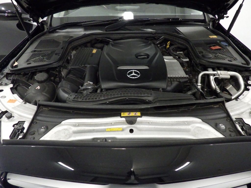 2016 Mercedes-Benz Cクラス SED C200 Avantgarde auction photo 13