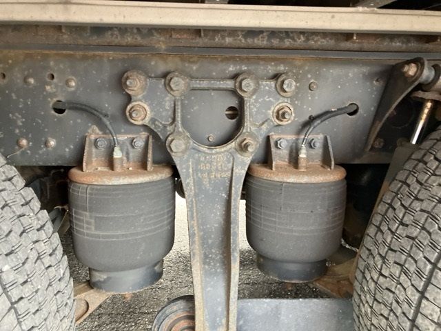 2017 Nissan Diesel クオン Aluminum Wing auction photo 8