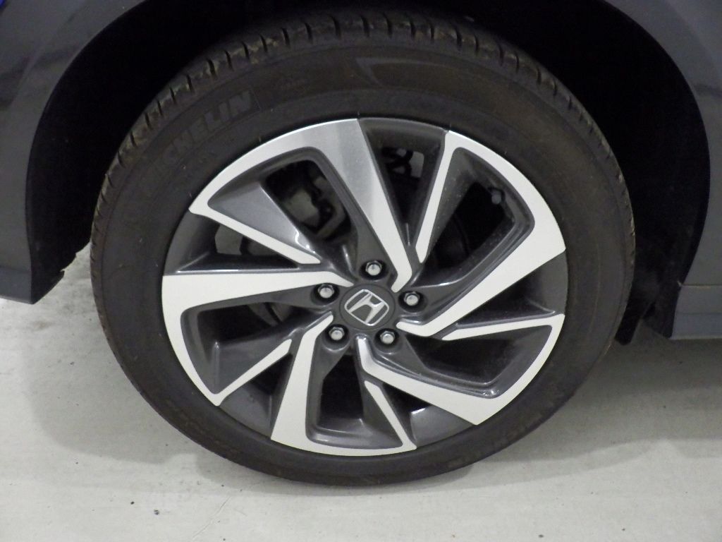 2019 Honda Vezel Touring Honda Sensing auction photo 9