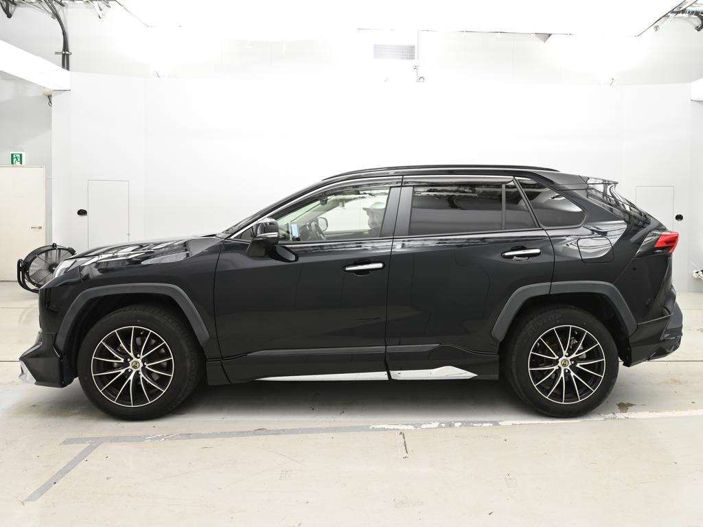 2022 Toyota RAV4 ハイブリッドG 4WD auction photo 4