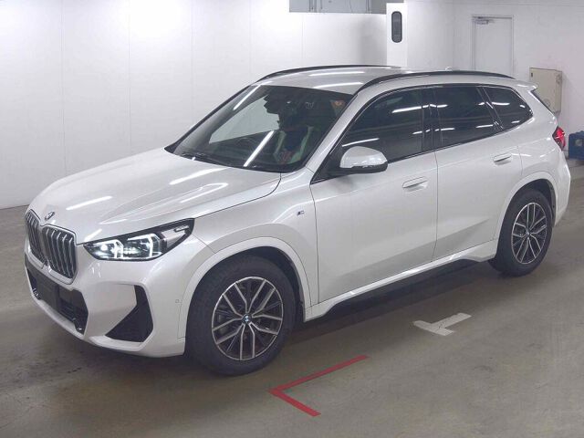 2024 BMW X1 XDRIV20D Mスポ 4WD auction photo 4