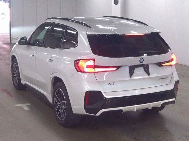 2024 BMW X1 XDRIV20D Mスポ 4WD auction photo 2