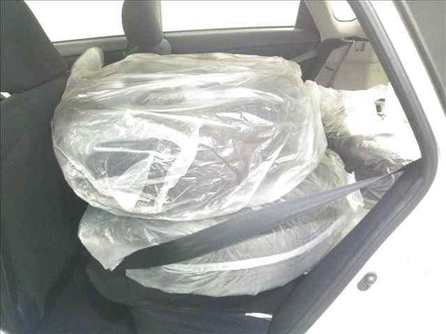 2014 Toyota Prius L auction photo 5