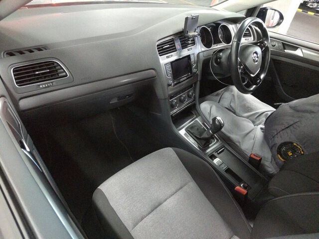 2013 Volkswagen ゴルフ TSI Trend B Motion Tech auction photo 3