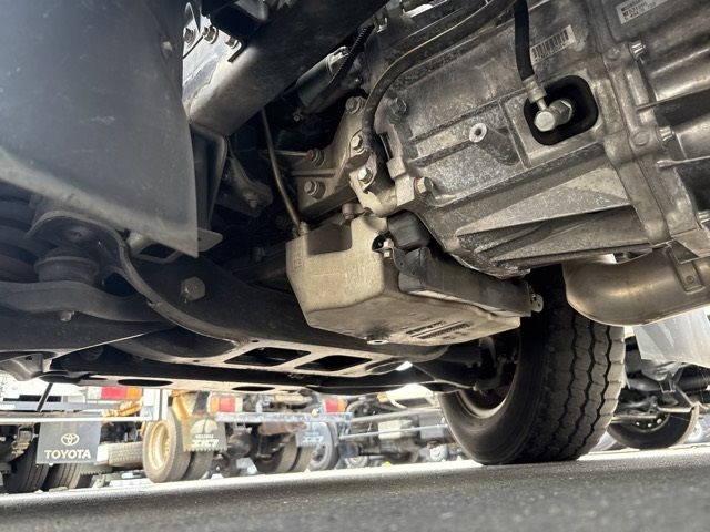 2019 Mitsubishi Fuso Canter Aluminum Wing auction photo 11
