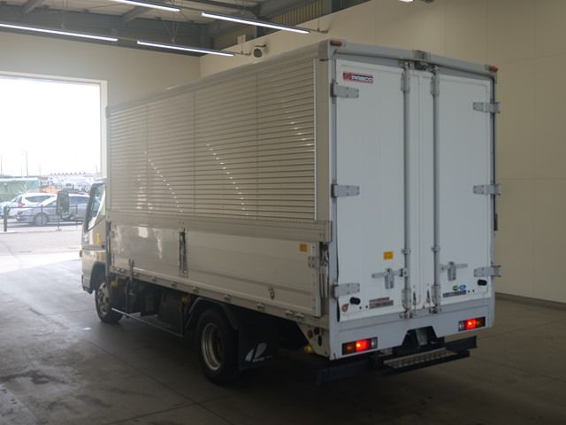 2019 Mitsubishi Fuso Canter Aluminum Wing auction photo 2