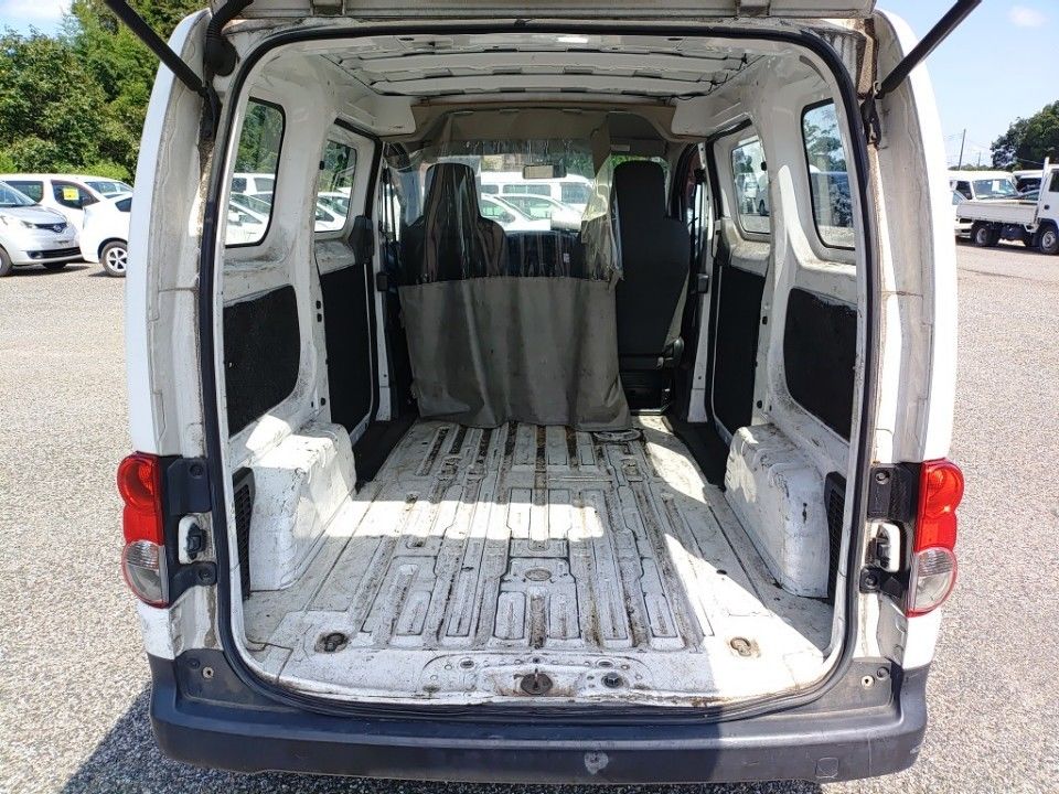 2014 Nissan NV200 Vanette auction photo 8
