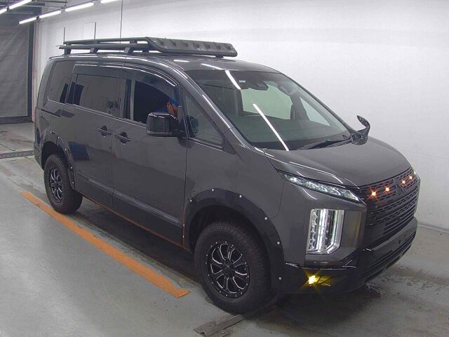 2021 Mitsubishi Delica D:5 G 4WD Japan auction vehicle