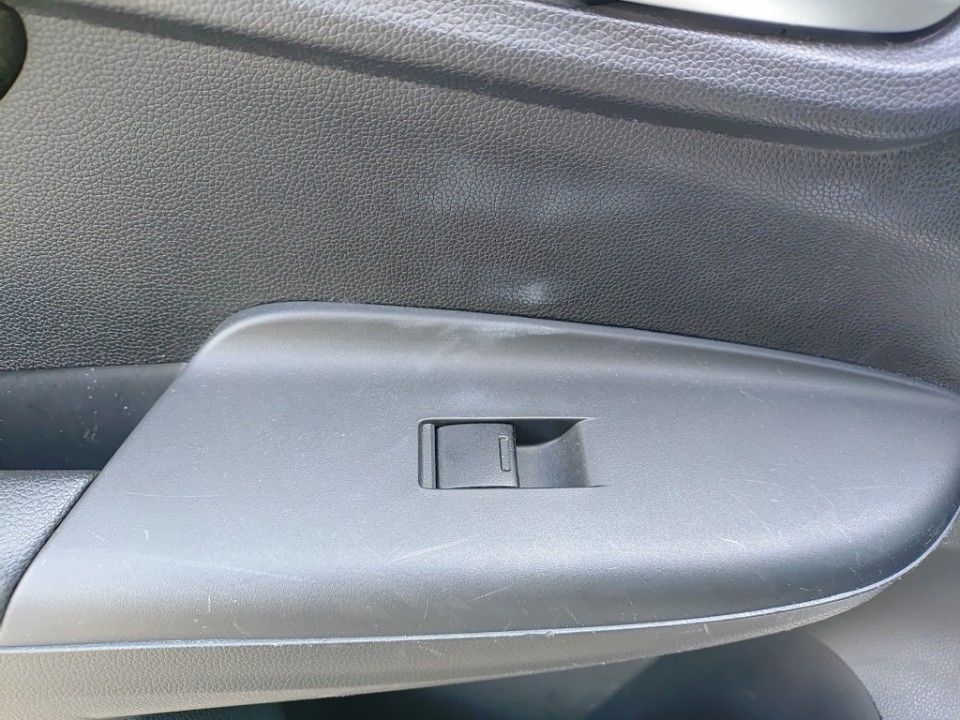 2015 Honda Fit auction photo 13