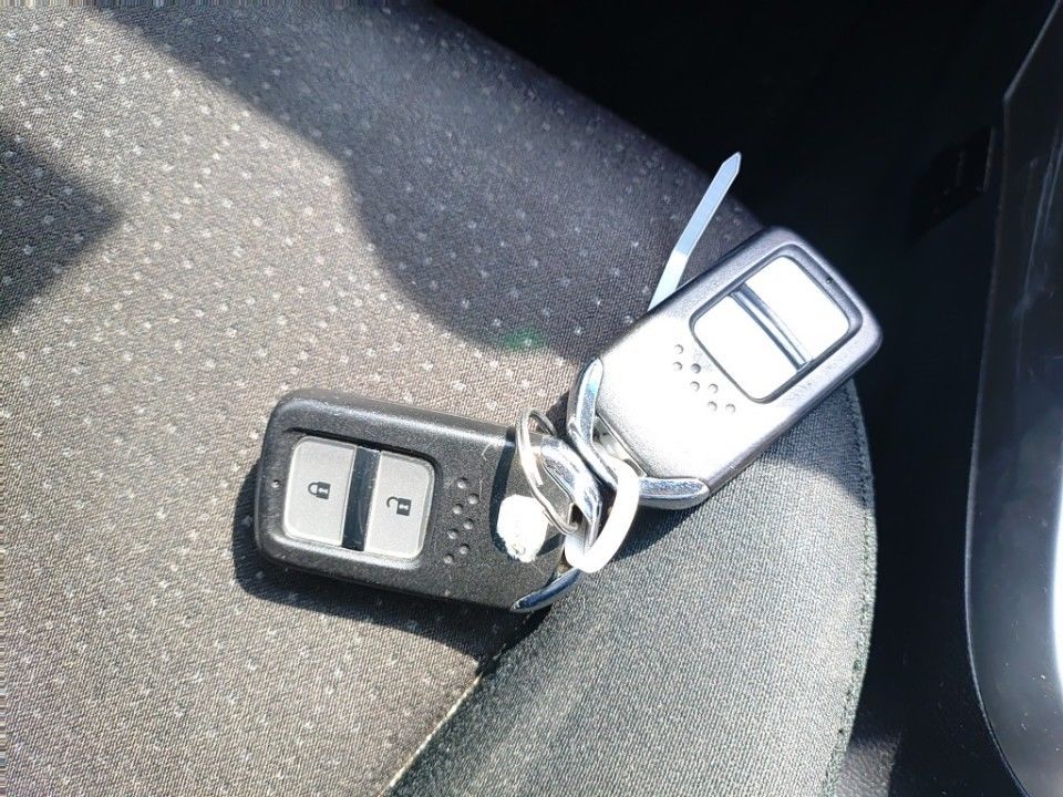 2015 Honda Fit auction photo 15