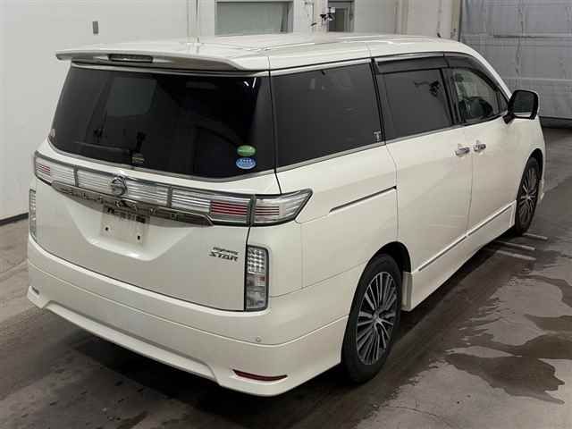 2014 Nissan Elgrand ハイウェイスター auction photo 5