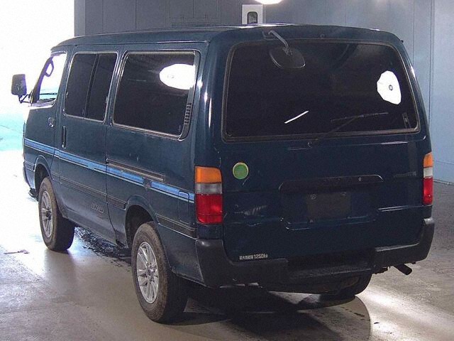 1998 Toyota Hiace ロングDX GLパッケ 4WD auction photo 2