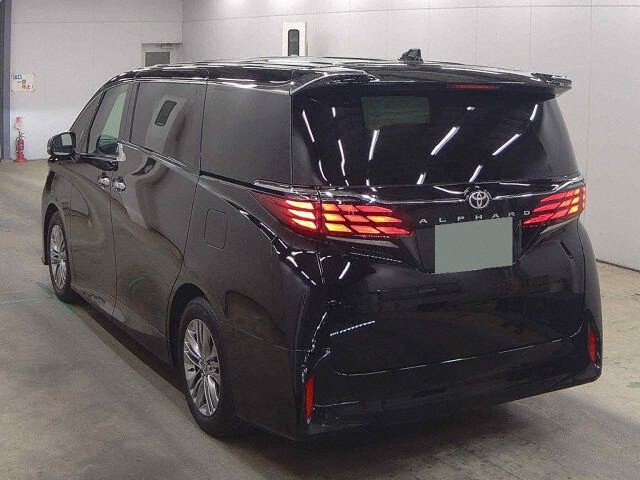 2025 Toyota Alphard Z auction photo 2