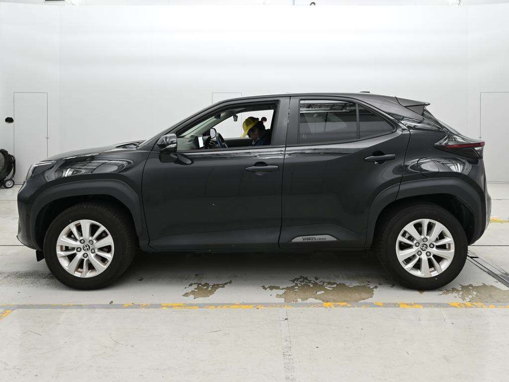 2024 Toyota Yaris Cross ハイブリッドG auction photo 4