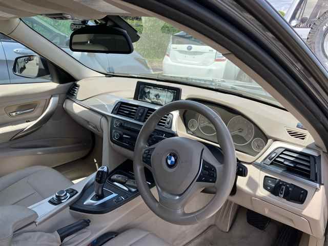 2013 BMW BMW3シリーズ auction photo 3