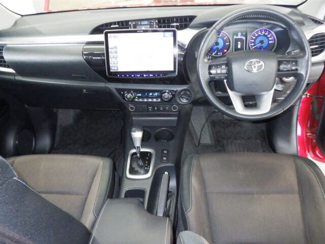2018 Toyota Hilux Z 4WD auction photo 3