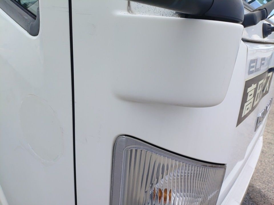 2014 Isuzu Elf auction photo 21