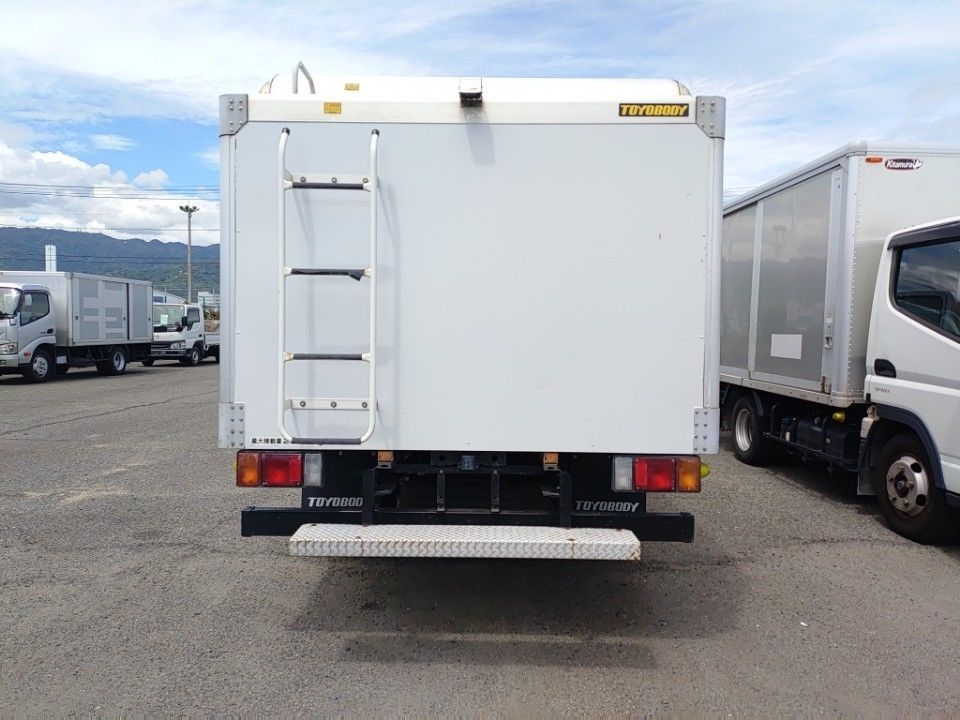 2014 Isuzu Elf auction photo 5
