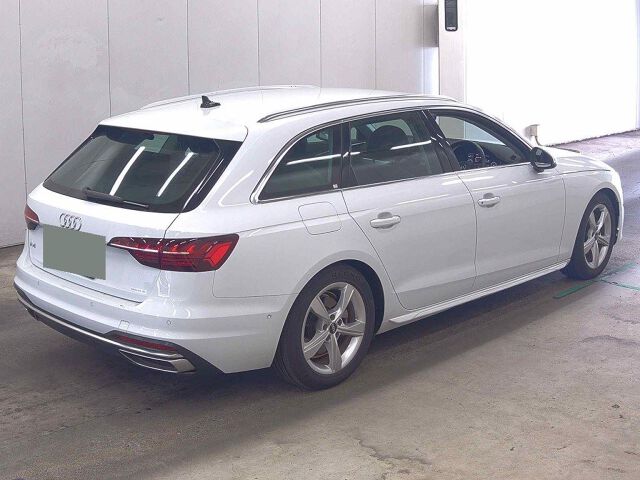 2023 Audi A4 Avant 35TDIアドバンス auction photo 5