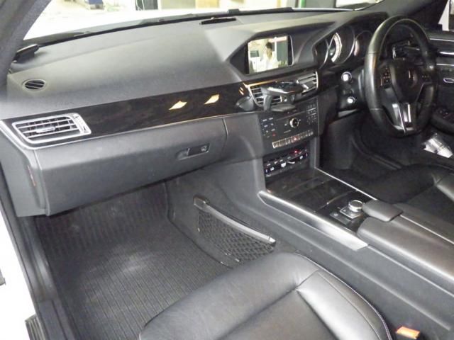2015 Mercedes-Benz E 250 Wagon AV Basic P auction photo 2
