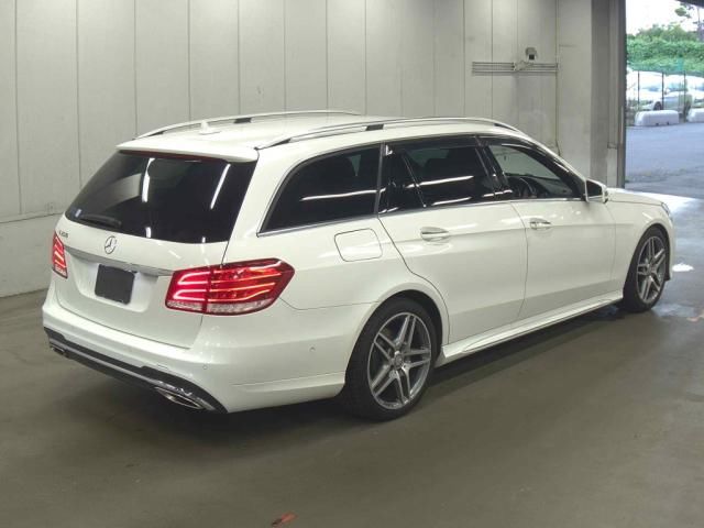 2015 Mercedes-Benz E 250 Wagon AV Basic P auction photo 3