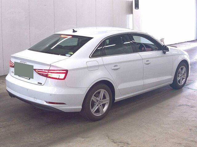 2020 Audi A3 Sedan 30TFSIシグネチャE auction photo 5