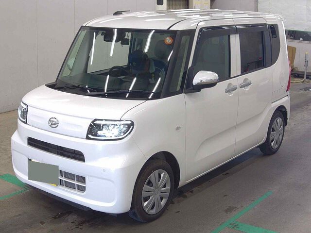 2025 Daihatsu Tanto L auction photo 4