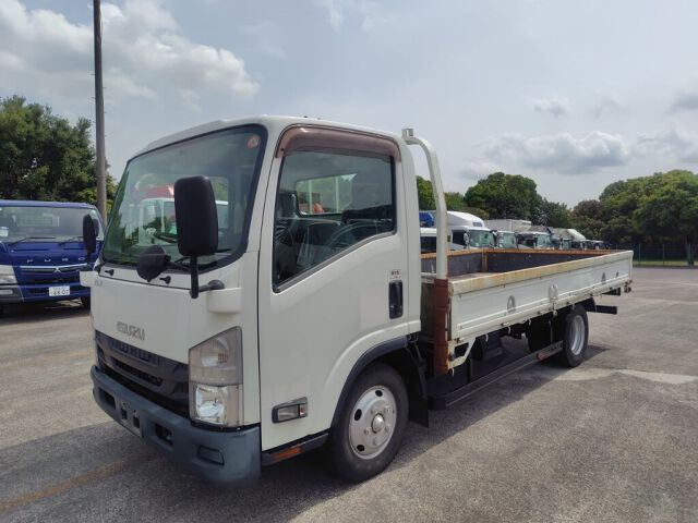 2018 Isuzu Elf auction photo 4