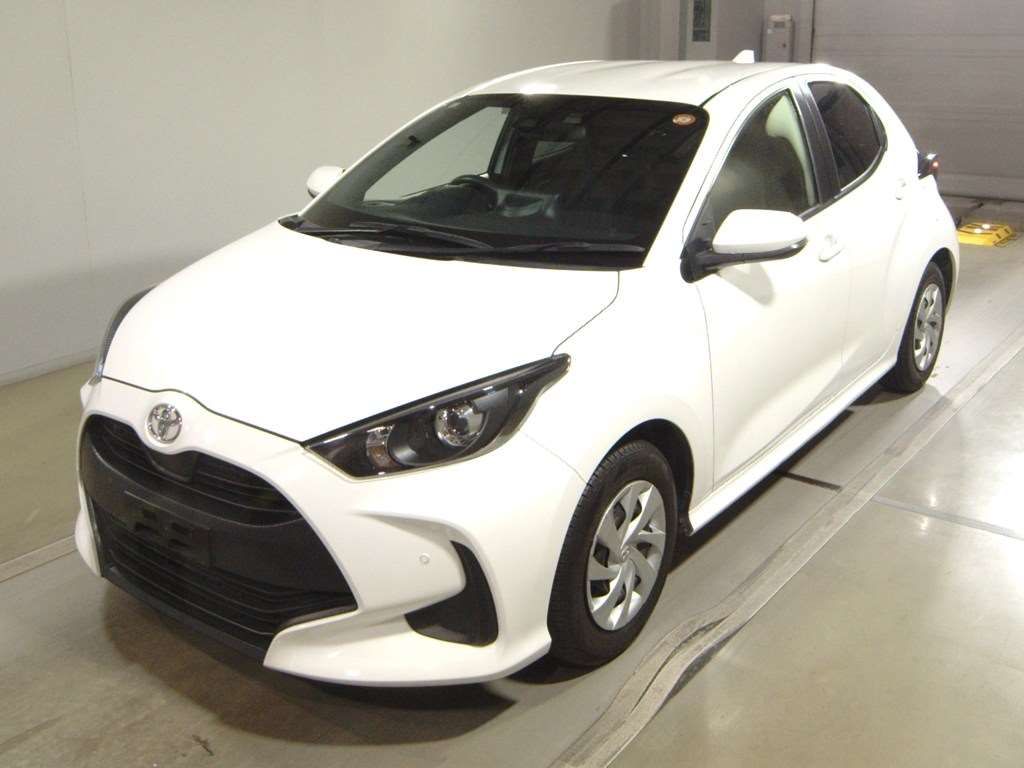 2022 Toyota Yaris X Japan auction vehicle