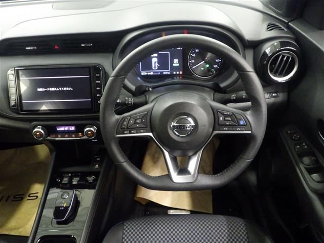 2022 Nissan Kicks X FOUR auction photo 5