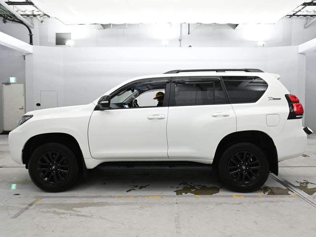 2022 Toyota Land Cruiser Prado TX Lパック70thアニバ 4WD auction photo 4