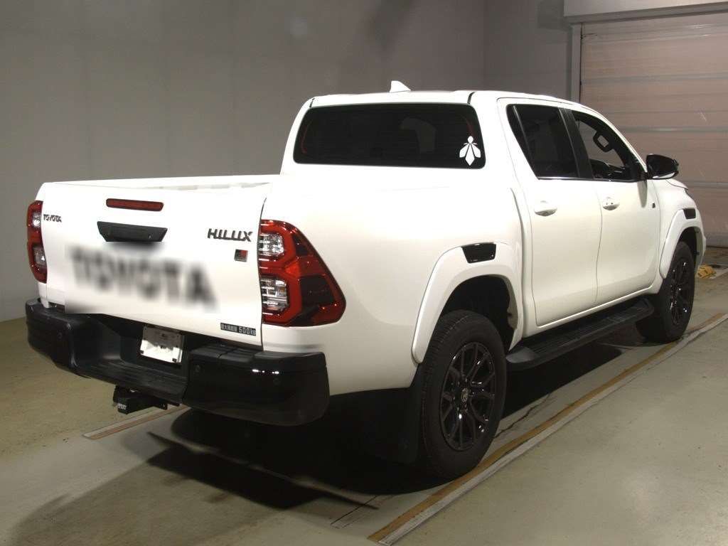 2023 Toyota Hilux Z GR Sport 4WD auction photo 2