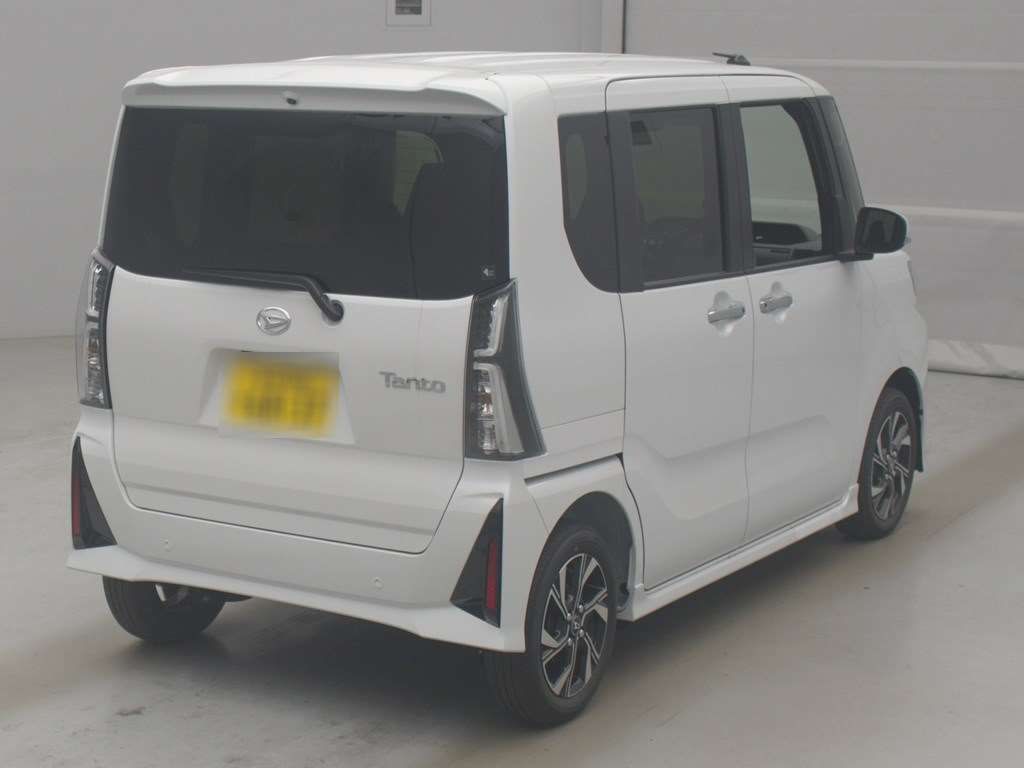 2025 Daihatsu Tanto X auction photo 2