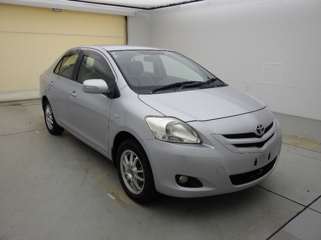 Japan Auction Vehicles 9 2007 Toyota Belta 4WD G auction photo