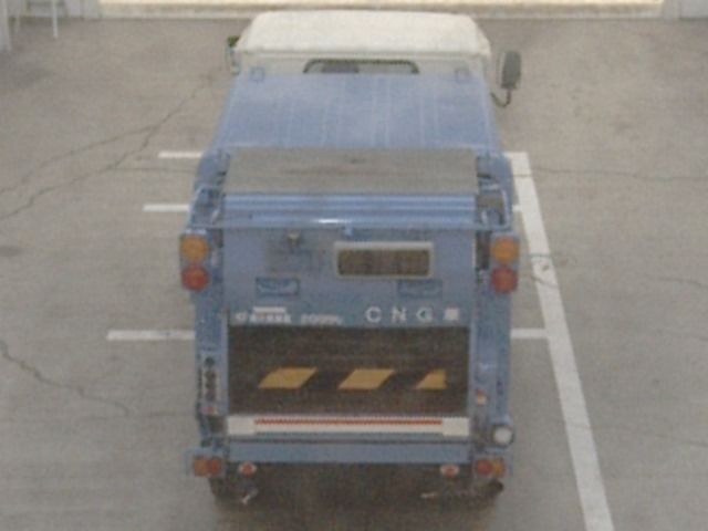 2012 Isuzu Elf 塵芥車 auction photo 3