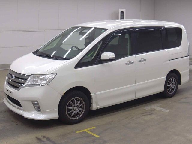 2013 Nissan Serena Highway Star V Aero 4WD auction photo 4